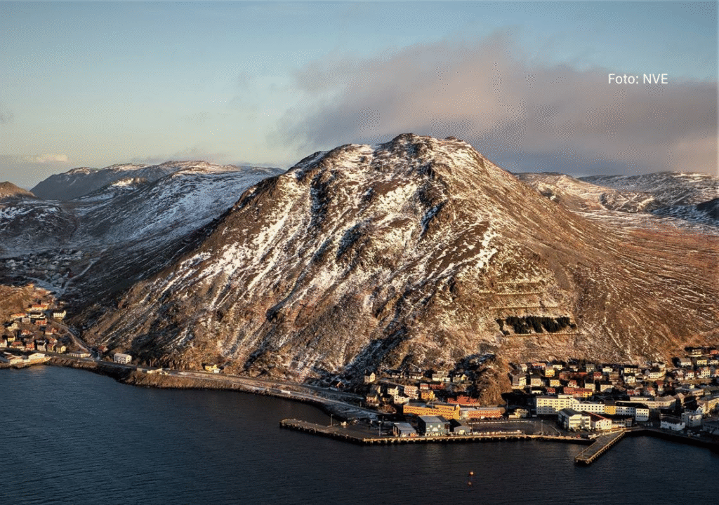 Storfjellet i Honningsvåg Foto: NVE